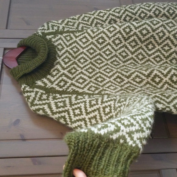 Danish-made 100% wool sweater pullover - Picture 3 of 10